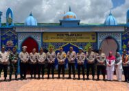 Wakapolres Siak Sambut Tim Pengawasan Operasi Ketupat 2025 di Pos Pam Terpadu Polsek Siak