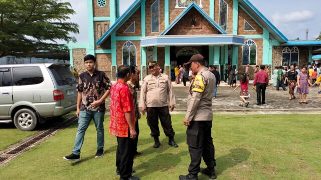 Pastikan Aman Jelang Lebaran Polsek Tualang Tingkatkan Patroli Kunjungi Area Rumah Ibadah, Perumahan dan Pasar.