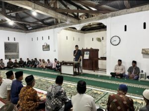 Diketuai Kadis Kominfo Sijunjung, Tim Safari Ramadhan XIX Kunjungi Masjid Darul Falah Solok Amba