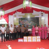 Kapolres dan Istri Laksanakan Bhayangkari Peduli, Dukung Moral Petugas Selama Operasi Ketupat 2025