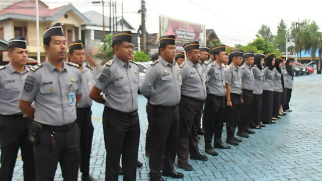 Lapas Pekanbaru Laksanakan Apel Pagi Perdana Pasca Libur Hari Raya Idul Fitri 1446 H