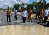 Gubernur Perintahkan Perbaikan Segera !!!Jalan Sudirman Ujung Pekanbaru Mengkhawatirkan,