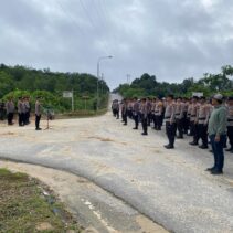 Wakapolres Siak Pimpin Apel Gabungan Pengamanan Aksi Unjuk Rasa di PHR Minas