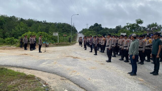 Wakapolres Siak Pimpin Apel Gabungan Pengamanan Aksi Unjuk Rasa di PHR Minas