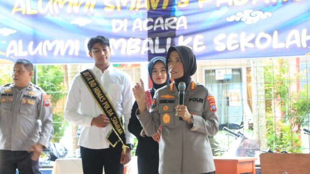 Sosialisasi Bijak Bermedia Sosial di SMAN 3 Padang, Kabid humas Sampaikan Hal ini..
