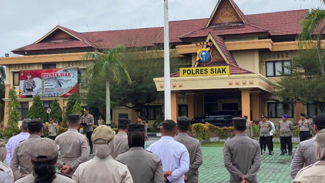 Kapolres Siak Pimpin Apel Pagi, Apresiasi Kinerja Personel dan Tegaskan Komitmen Integritas