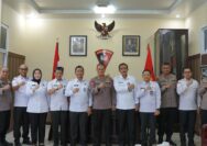 Tingkatkan Sinergitas Dengan Polisi, Kepala Lapas Pekanbaru Ikuti Kunjungan ke Satuan Brimob Polda Riau