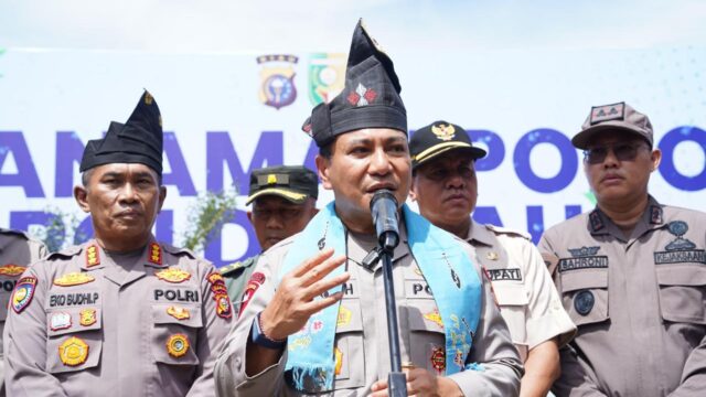 Penghijauan di Kuansing, Kapolda Riau: Tanam Pohon untuk 'Bank' Oksigen