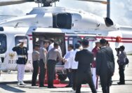 Helikopter AW 189 Polri Melaksanakan Pelayanan Penerbangan Kepresidenan untuk Presiden RI dan Presiden Perancis dengan Sukses