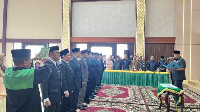 Bupati Sijunjung Lantik 10 Pejabat Pimpinan Tinggi Pratama; Berikut Nama dan Jabatan Barunya