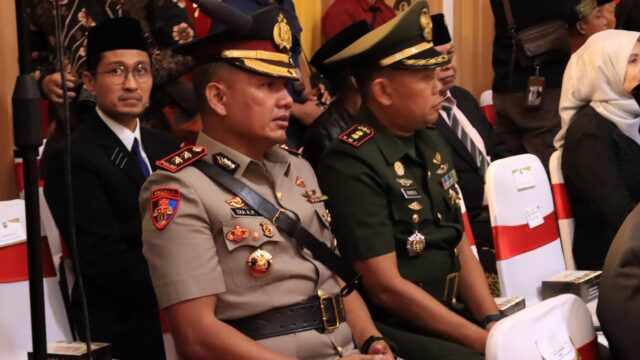 Kapolres Siak Hadiri Rapat Paripurna Pengucapan Sumpah Bupati dan Wakil Bupati Terpilih, Tanda Awal Babak Baru Kepemimpinan Negeri Istana