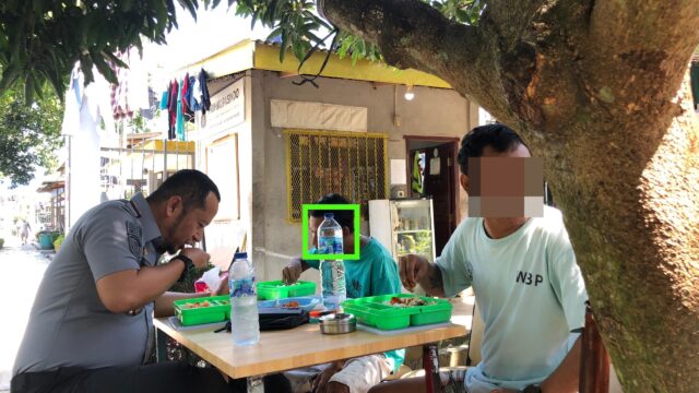 MERAWAT HUBUNGAN HUMANIS : KALAPAS DAN WBP SANTAP MAKAN SIANG BERSAMA DI TENGAH SUASANA IDUL ADHA