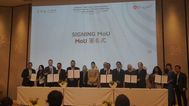 Perkuat Kerjasama di bidang Energi Terbarukan, Perusahaan asal Pekanbaru tekan MoU dengan perusahaan Jepang.