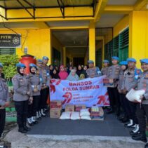 Dalam Rangka Hari Bhayangkara ke-79, Bidpropam Polda Sumbar Gelar Bansos dan Bakti Religi