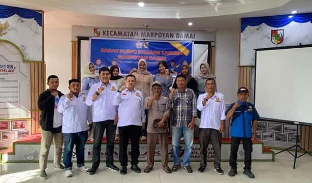 Maksimalkan program dan kepengurusan, Karang Taruna kec. Marpoyan damai laksanakan rapat pleno.