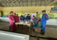 Dalam Rangka HUT Bhayangkara Ke-79, Polres Kepulauan Mentawai Gelar Pemeriksaan Kesehatan Gratis untuk Nelayan