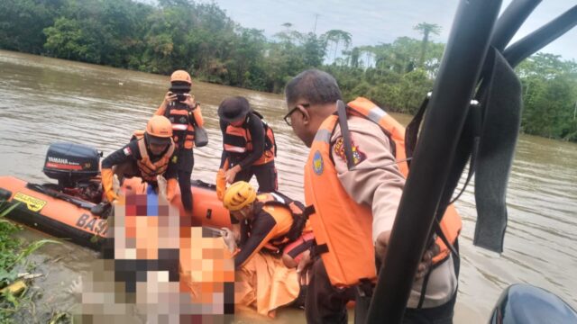 Remaja Inisial AF Usia 17 Tahun Yang tenggelam Di Sungai Siak Akhirnya Di Temukan