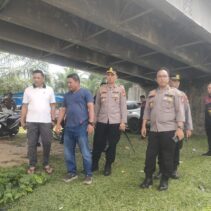 Kapolres Kuatan Singingi Memastikan Kesiapan Akhir Lokasi Pacu Jalur Rayon III Digelar di Tepian Rajo, Desa Pauh Angit