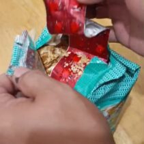 Wujud Keseriusan Berantas Peredaran Gelap Narkoba, Petugas Lapas Pekanbaru Gagalkan Penyelundupan Narkoba di Roti Kering