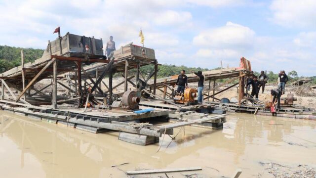 DPC LSM Bara Api Meminta Kapolres Inhu Membasmi Tambang Emas di Duga Ilegal Dalam Waktu 1×24 Jam.