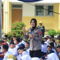 SMPN 25 Padang Apresiasi Polda Sumbar, Dorong Siswa Jadi Generasi Disiplin dan Anti Tawuran serta Anti Balap Liar 