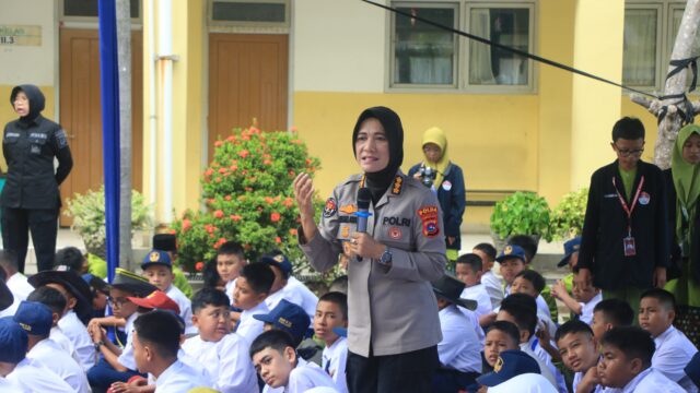 SMPN 25 Padang Apresiasi Polda Sumbar, Dorong Siswa Jadi Generasi Disiplin dan Anti Tawuran serta Anti Balap Liar 