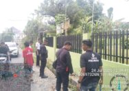 Peduli Kebersihan Lingkungan, Petugas Lapas Pekanbaru Lakukan Pembersihan Saluran Pembuangan Air