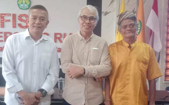 Rusdi Bromi : Suku Talang Mamak Antara Kepunahan Identitas dan Harapan Pengakuan