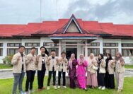 Sambutan Penghulu Kampung Sungai Tengah Mesti Maimunah, Kepada Mahasiswa KKN Muhammadiyah SE Indonesia