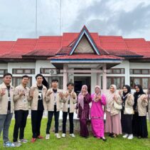 Sambutan Penghulu Kampung Sungai Tengah Mesti Maimunah, Kepada Mahasiswa KKN Muhammadiyah SE Indonesia