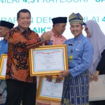 Siak Raih Penghargaan Predikat Sangat Baik dari Kemenpan-RB.