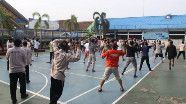 Sabtu Sehat Sabtu Semangat, Warga Binaan Lapas Pekanbaru Rutin Laksanakan Senam Bersama