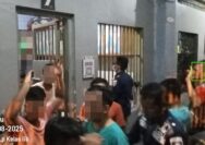CEGAH GANGGUAN KAMTIB : LAPAS BANGKINANG GELAR RAZIA INSIDENTIL BERSAMA TNI-POLRI