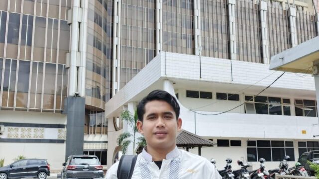 Sudah Pertengahan Agustus, Beasiswa Pemprov Riau 2025 Tak Kunjung Dibuka