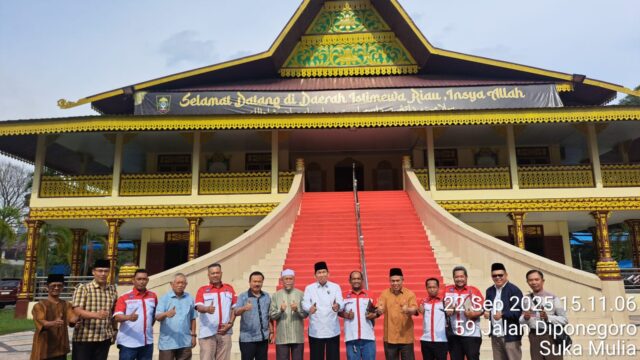 LAMR Sambut Hangat Audiensi DPD FSPKSI Riau, Pendidikan Jadi Topik Pembahasan LAMR Sambut Hangat Audiensi DPD FSPKSI Riau, Pendidikan Jadi Topik Pembahasan