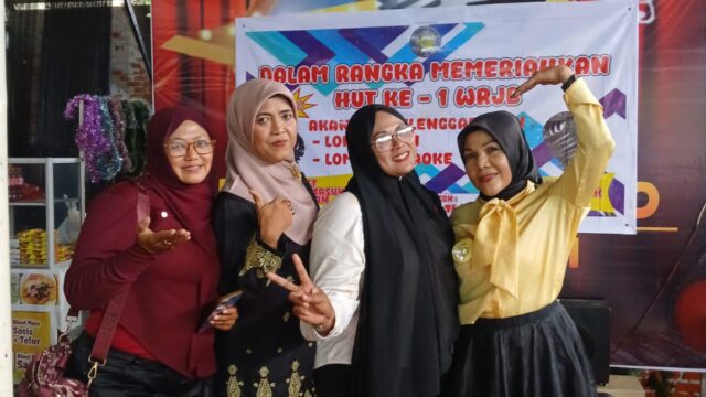 Semarak HUT Perdana Warga Rumbai Jaya Bersatu Semarak HUT Perdana Warga Rumbai Jaya Bersatu