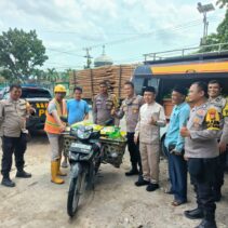 Kapolsek Rumbai Gelar Pasar Murah Ketahanan Pangan dan Disambut Positif Masyarakat