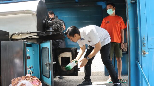 Polres Metro Jakarta Barat Musnahkan Barang Bukti Narkoba dari 5 Kasus, 8 Pelaku Termasuk WNA Asal Iran Diamankan