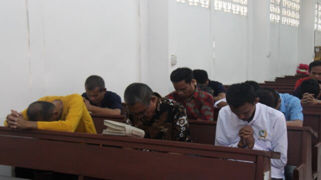 Wujudkan Lapas Aman dan Tertib, Kepala Lapas Pekanbaru Beserta Pejabat Pengamanan Sampaikan Arahan kepada Warga Binaan