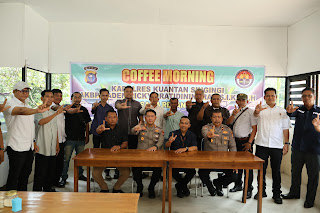 Kapolres Kuantan Singingi Coffee Morning Bersama Rekan Media, serta Tanam Bibit Pohon.