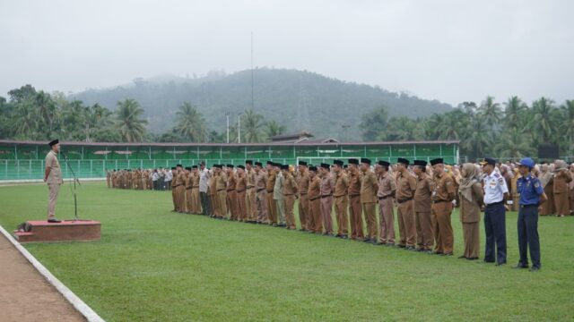 Apel Organik Perdana Tahun 2026, Bupati Sijunjung Ingatkan ASN: Efisiensi Bukan Alasan Pelayanan Melemah