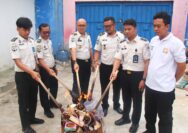 Tak Ada Ruang Bagi Barang Terlarang, Lapas Pekanbaru Musnahkan Barang Bukti Hasil Razia