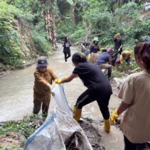 Awali tahun 2026 Kelompok Pecinta alam kab.Banggai dalam gerakan Bersih-bersih Kuala Soho