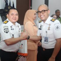 Penuh Haru dan Apresiasi, Lapas Pekanbaru Lepas Pejabat Pindah Tugas dan Pegawai Purna Bakti