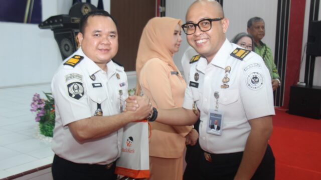 Penuh Haru dan Apresiasi, Lapas Pekanbaru Lepas Pejabat Pindah Tugas dan Pegawai Purna Bakti