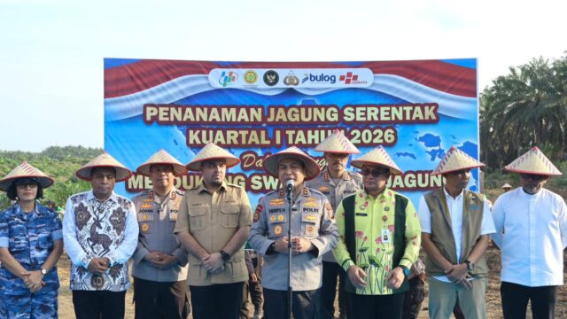 Kapolda Riau melaksanaan Tanam Jagung Serentak 40 ha Via zoom dengan Kapolri