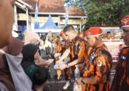 KOTI MPC PEMUDA PANCASILA KOTA PEKANBARU BERBAGI TAKJIL GRATIS di PENUTUP BULAN RAMADHAN