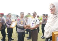 Berikan Penghargaan Kepada Satpam UIN Suska Riau yang Bantu Mahasiswi Korban Penusukan, Kapolda Riau: Perbuatan Terpuji yang Bisa Menginspirasi Masyarakat