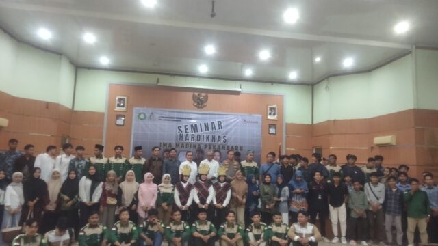 AKBP. Bainar, S.H.,M.H Menjadi Pemateri Dalam Acara Seminar HARDIKNAS Yang Di Adakan Oleh IMA MADINA Pekanbaru
